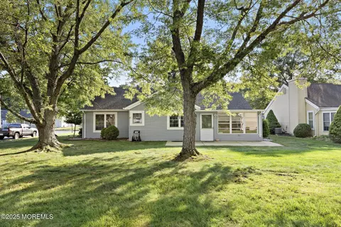 Exterior - 40 Canterbury Dr, Forked River, NJ 08731 photo 6 of 8