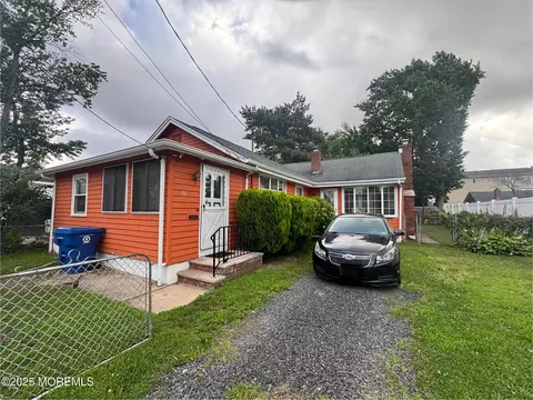 70 Bray Ave, North Middletown, NJ 07748