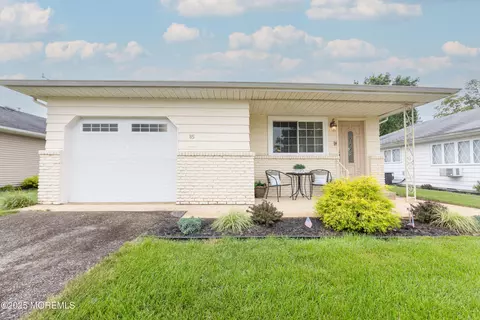 85 Barbados Dr S, Toms River, NJ 08757