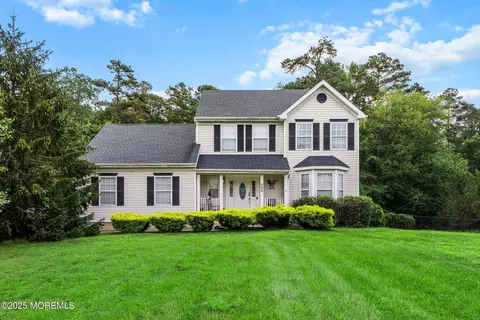 309 Nighthawk Ln, Jackson, NJ 08527