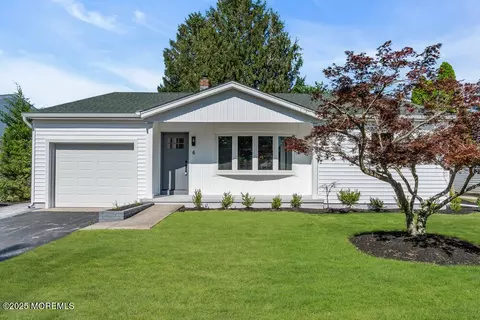 6 Fairfield Rd, Toms River, NJ 08757