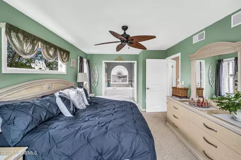 Bedroom - 1007 Aloha Dr, Forked River, NJ 08731 photo 2 of 4