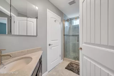 Bath - 1007 Aloha Dr, Forked River, NJ 08731 photo 3 of 3