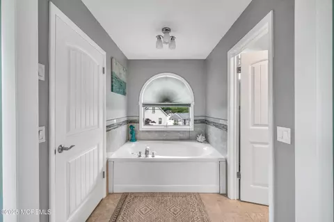 Bath - 1007 Aloha Dr, Forked River, NJ 08731 photo 1 of 3