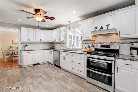 Kitchen - 48 Crest Dr, Brick, NJ 08724 photo 2 of 2