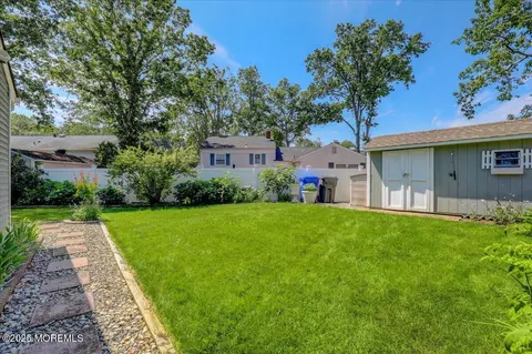 Exterior - 48 Crest Dr, Brick, NJ 08724 photo 7 of 13