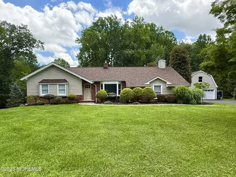 29 Clarksburg Rd, Millstone, NJ 08510