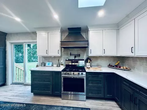 Kitchen - 412 Steuben Ave, Forked River, NJ 08731 photo 3 of 4