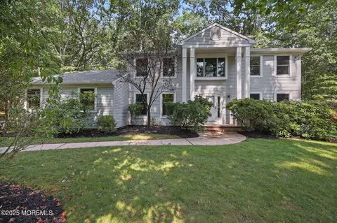 38 Pine St, Lincroft, NJ 07738