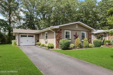 14 Campion Ct, Brick, NJ 08724