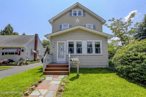 18 Holly St, Rumson, NJ 07760