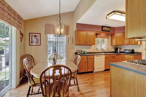6 Thatcher Ct, Jackson, NJ 08527 photo 18