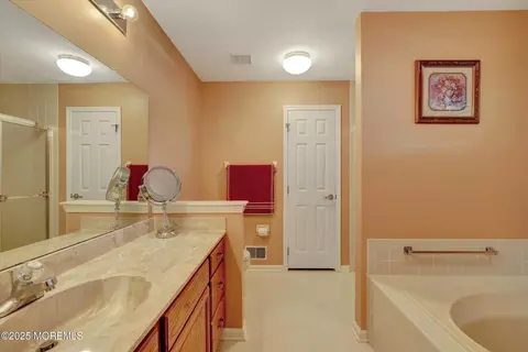 6 Thatcher Ct, Jackson, NJ 08527 photo 28