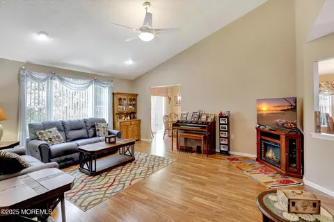 6 Thatcher Ct, Jackson, NJ 08527 photo 22