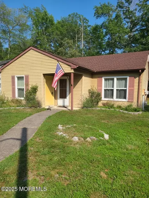 120 Lexington Dr, Little Egg Harbor, NJ 08087