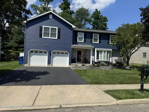 38 Cherry Tree Cir, Howell, NJ 07731