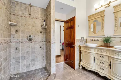 Bath - 40 Centerville Rd, Holmdel, NJ 07733 photo 4 of 8