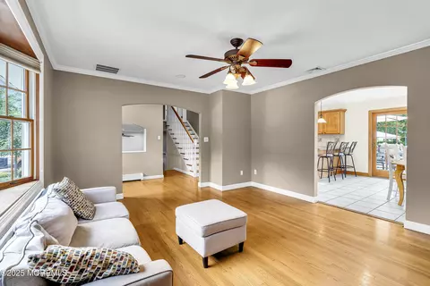 Living - 40 Centerville Rd, Holmdel, NJ 07733 photo 3 of 4