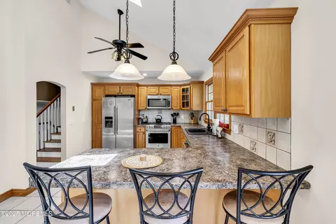 Kitchen - 40 Centerville Rd, Holmdel, NJ 07733 photo 2 of 5