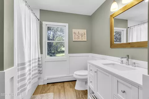 Bath - 40 Centerville Rd, Holmdel, NJ 07733 photo 6 of 8