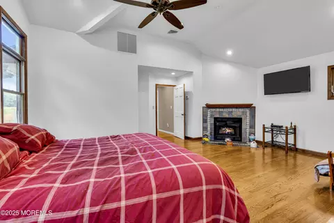 Bedroom - 40 Centerville Rd, Holmdel, NJ 07733 photo 4 of 7