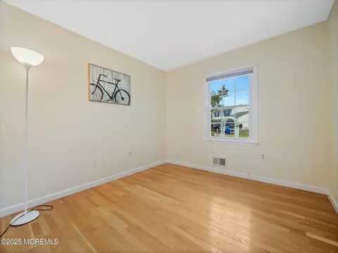 Bedroom - 962 Columbus Dr, Brick, NJ 08724 photo 1 of 3