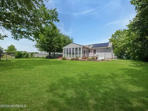 Exterior - 962 Columbus Dr, Brick, NJ 08724 photo 6 of 6