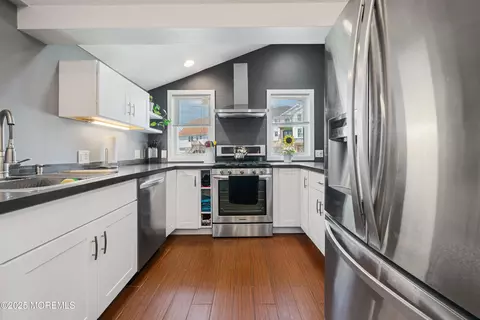 Kitchen - 1417 Beach Blvd, Forked River, NJ 08731 photo 1 of 3