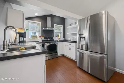 Kitchen - 1417 Beach Blvd, Forked River, NJ 08731 photo 2 of 3