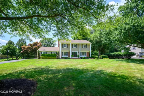 9 Partridge Ave, Freehold, NJ 07728