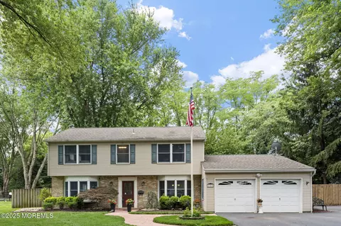 280 Double Creek Pkwy, Freehold, NJ 07728