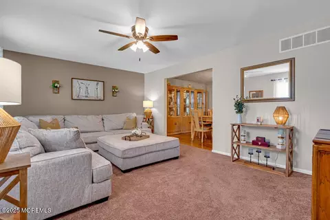 7 Crest Rd, Jackson, NJ 08527 photo 8