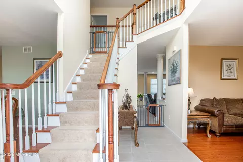 40 David Dr, Barnegat, NJ 08005