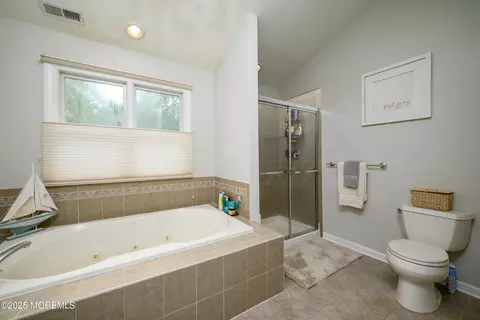 Bath - 235 Leesville Rd, Jackson, NJ 08527 photo 5 of 6