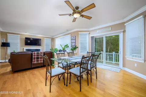 Dining - 235 Leesville Rd, Jackson, NJ 08527 photo 1 of 4