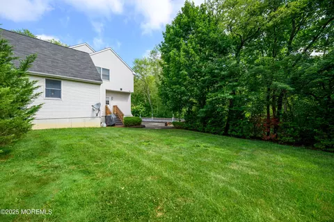 Exterior - 235 Leesville Rd, Jackson, NJ 08527 photo 2 of 5