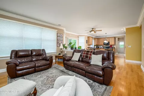 Living - 235 Leesville Rd, Jackson, NJ 08527 photo 3 of 3