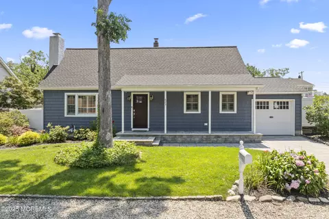 623 Forecastle Ave, Beachwood, NJ 08722