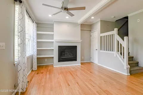 48 Washington Ave, Middletown, NJ 07748 photo 3