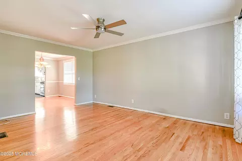 48 Washington Ave, Middletown, NJ 07748 photo 6