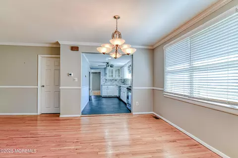48 Washington Ave, Middletown, NJ 07748 photo 9