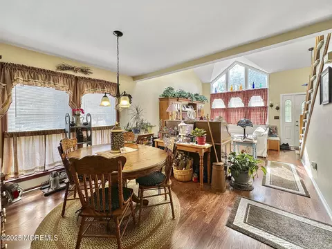 9 Sami Dr, Howell, NJ 07731 photo 6