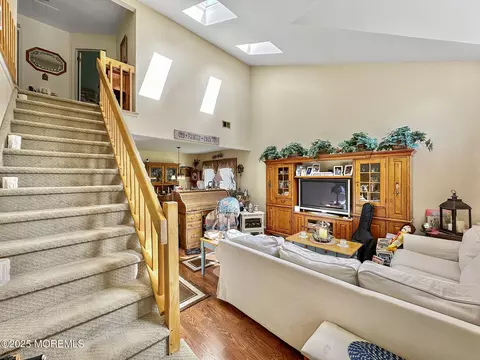 9 Sami Dr, Howell, NJ 07731 photo 16