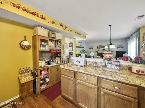 9 Sami Dr, Howell, NJ 07731 photo 12