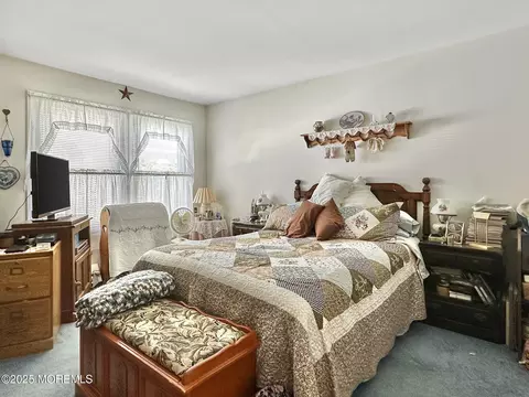 9 Sami Dr, Howell, NJ 07731 photo 18