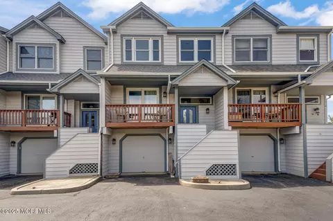 21 Mariners Pointe W Pt W, Little Egg Harbor, NJ 08087