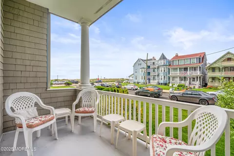 4 Ocean Ave #5, Ocean Grove, NJ 07756