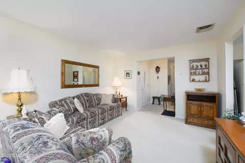 Living - 71 Baser Ln, Brick, NJ 08724 photo 1 of 2