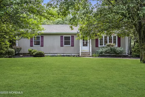 444 Cook Rd, Jackson, NJ 08527
