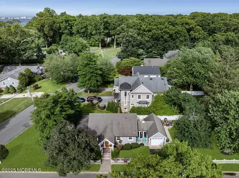 View/Area - 1 Cedar Ave, Rumson, NJ 07760 photo 2 of 7
